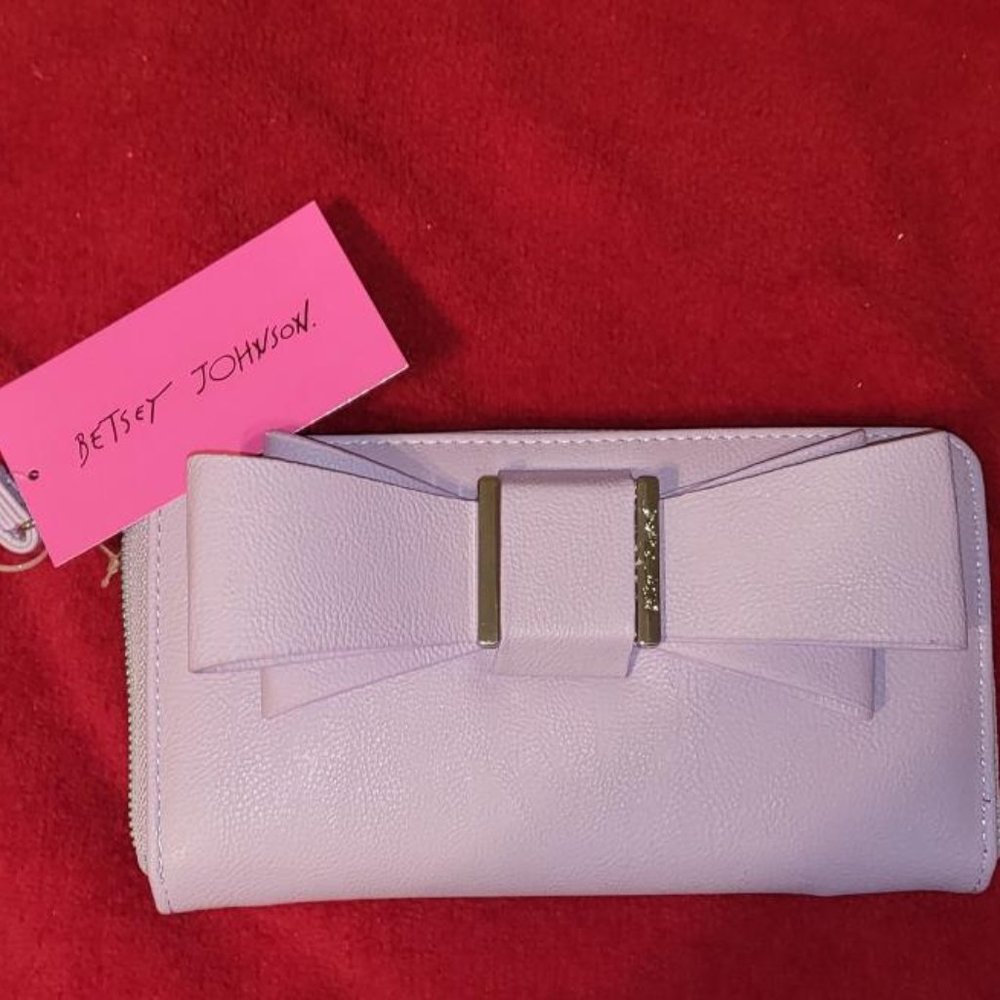 Betsey Johnson Fox Leather Large Bow Lavendar Wristlet